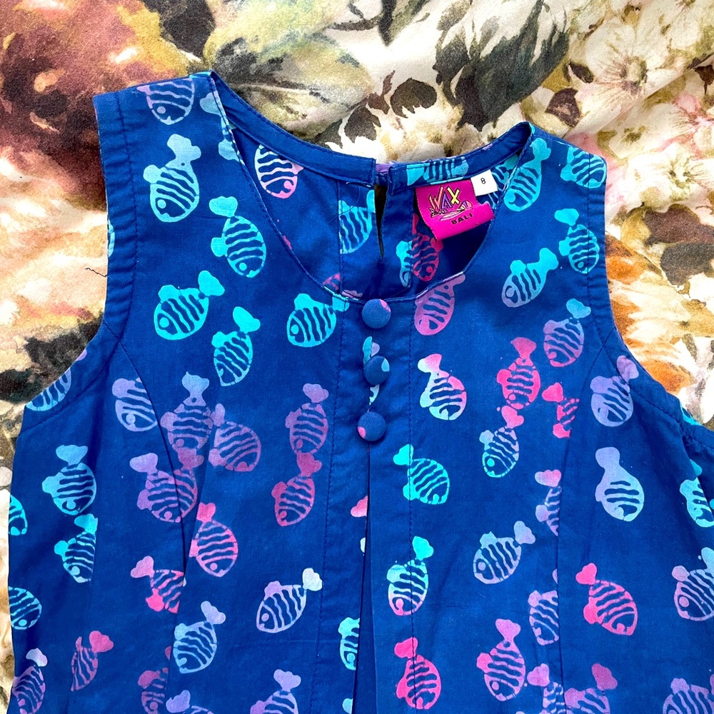 Tropical fishy dress with pleats